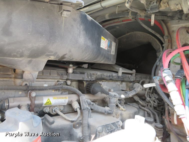 image for item DN5851 2014 Freightliner Cascadia  semi truck