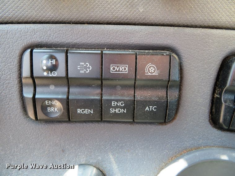 image for item DN5851 2014 Freightliner Cascadia  semi truck