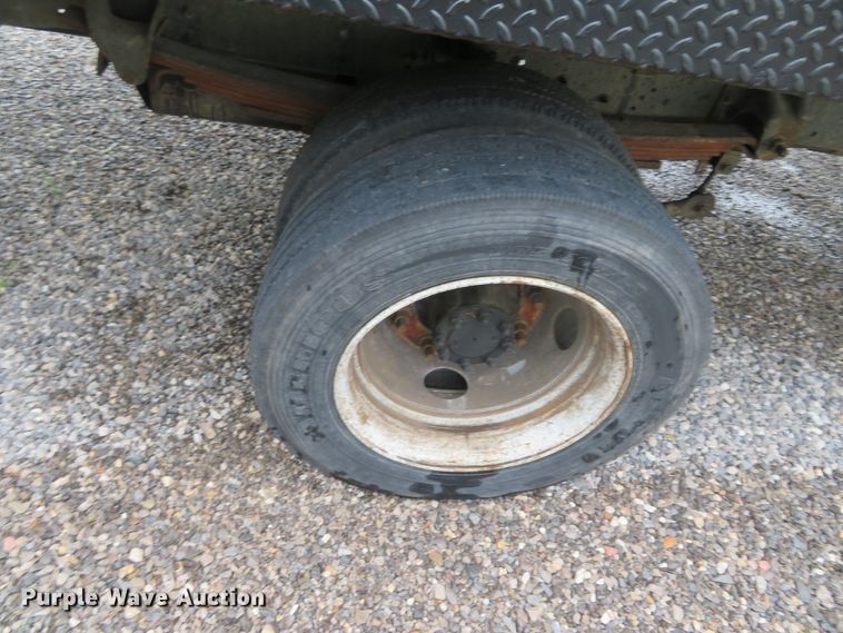 image for item DN5854 2006 GMC C5500  dump flatbed truck