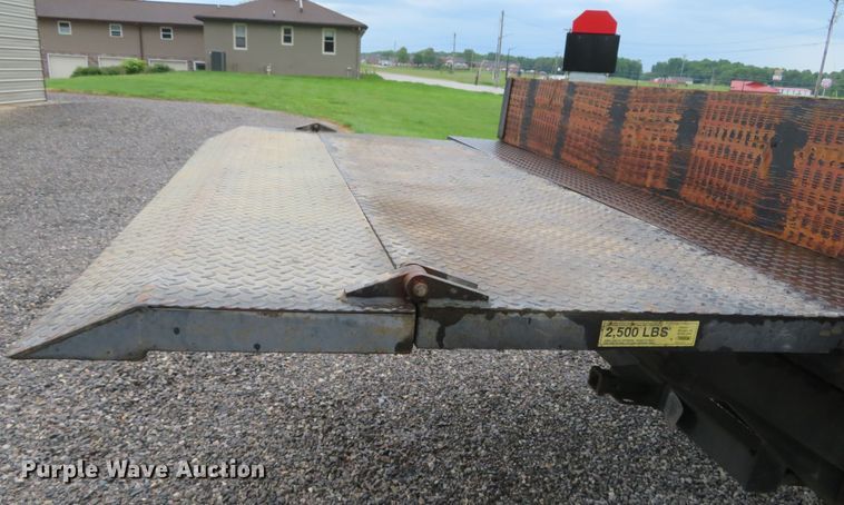 image for item DN5854 2006 GMC C5500  dump flatbed truck