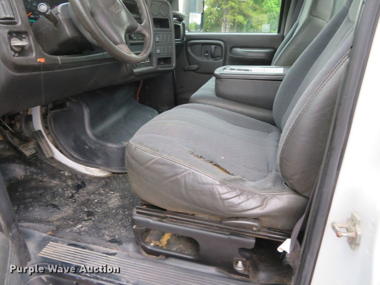 image for item DN5854 2006 GMC C5500  dump flatbed truck