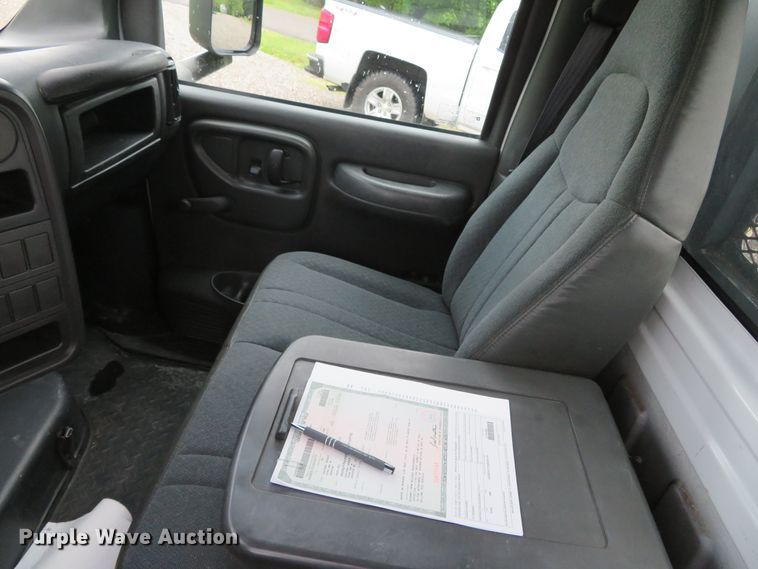 image for item DN5854 2006 GMC C5500  dump flatbed truck