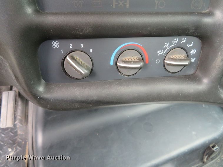 image for item DN5854 2006 GMC C5500  dump flatbed truck