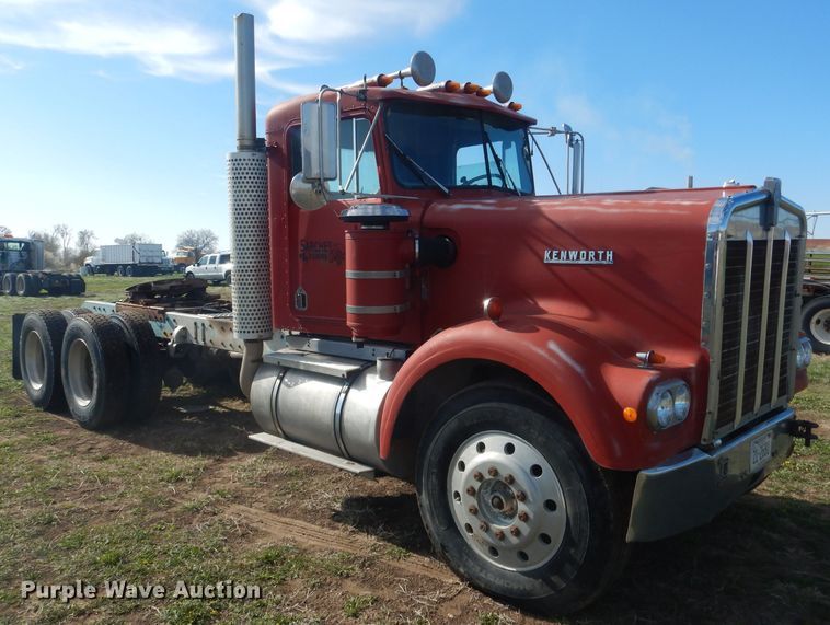 image for item FI9044 1972 Kenworth Model A  semi truck