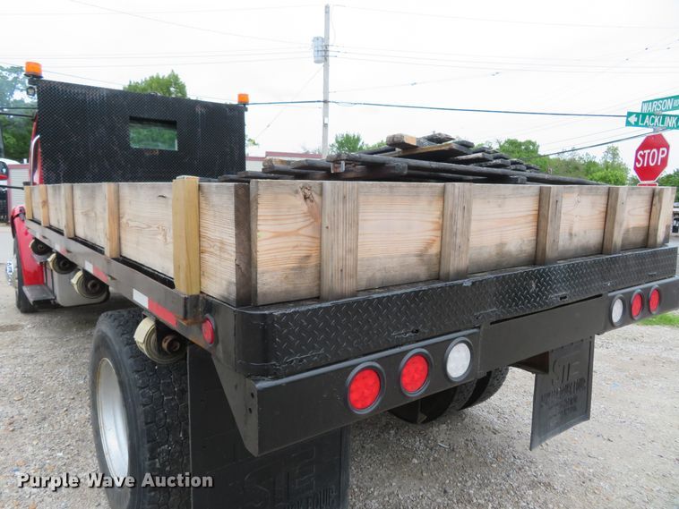 image for item FP9276 2005 Freightliner Business Class M2  flatbed truck