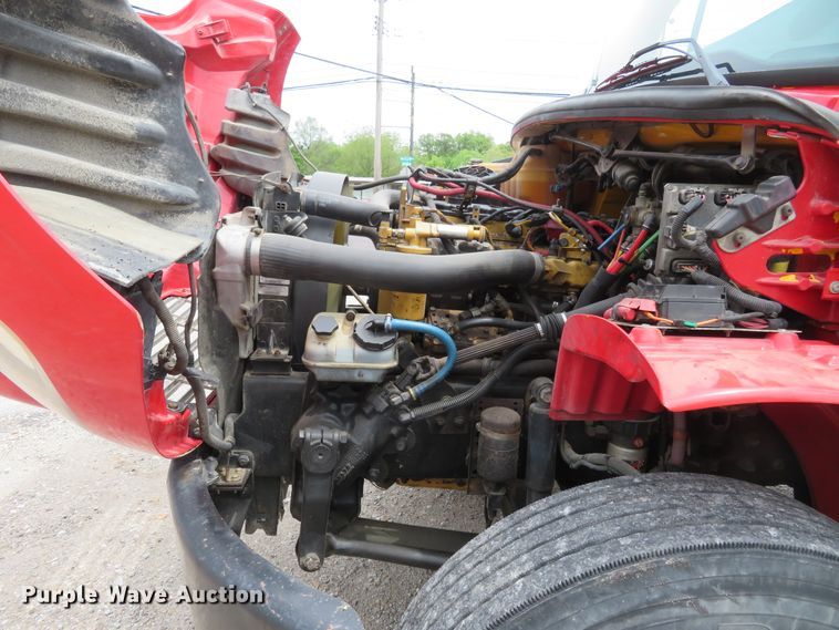 image for item FP9276 2005 Freightliner Business Class M2  flatbed truck