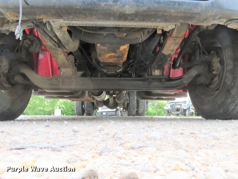 image for item FP9276 2005 Freightliner Business Class M2  flatbed truck