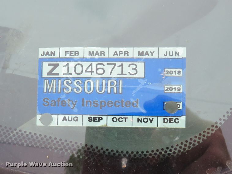 image for item FP9276 2005 Freightliner Business Class M2  flatbed truck