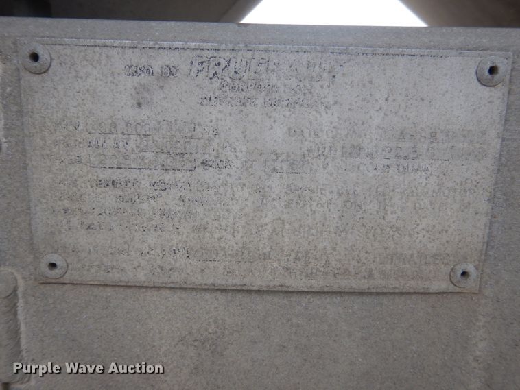 image for item HE9650 1988 Fruehauf  pneumatic dry bulk trailer