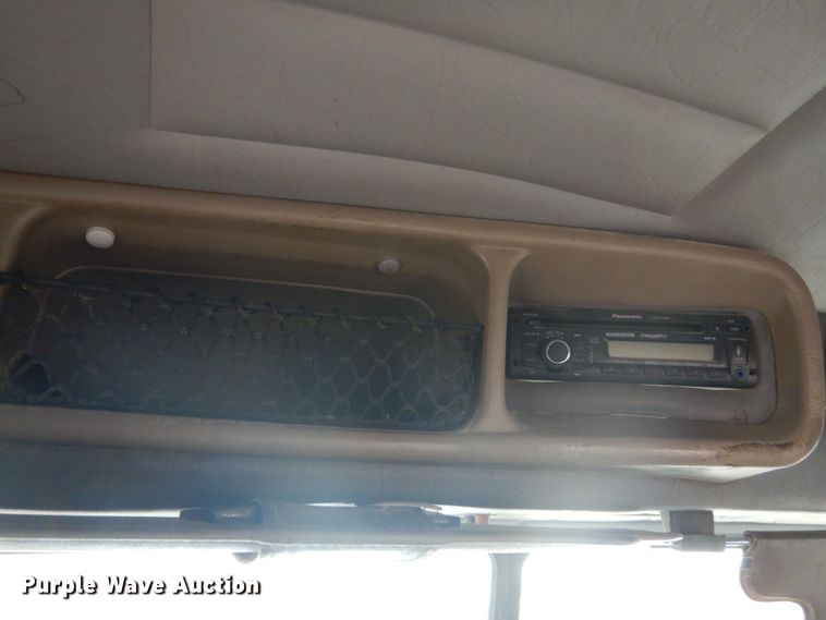 image for item HE9655 2006 Peterbilt 379  semi truck