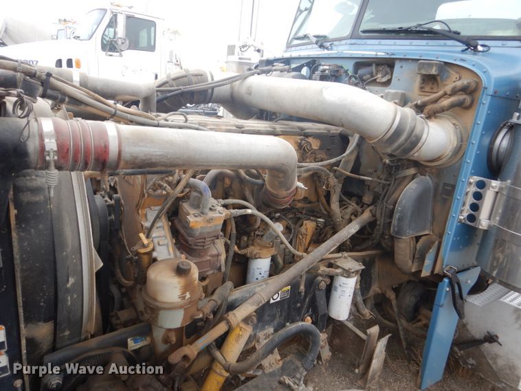 image for item HE9655 2006 Peterbilt 379  semi truck