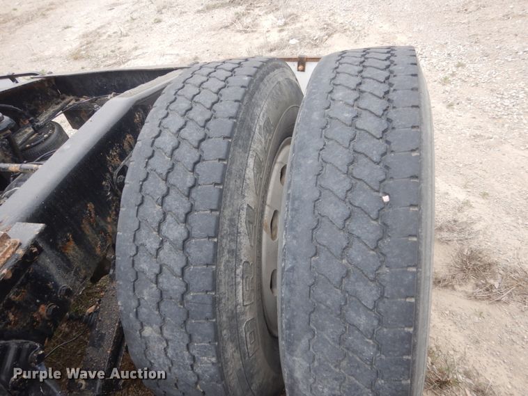 image for item HE9655 2006 Peterbilt 379  semi truck