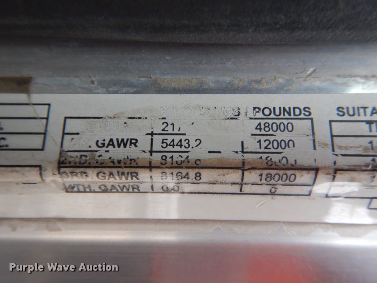 image for item HE9655 2006 Peterbilt 379  semi truck