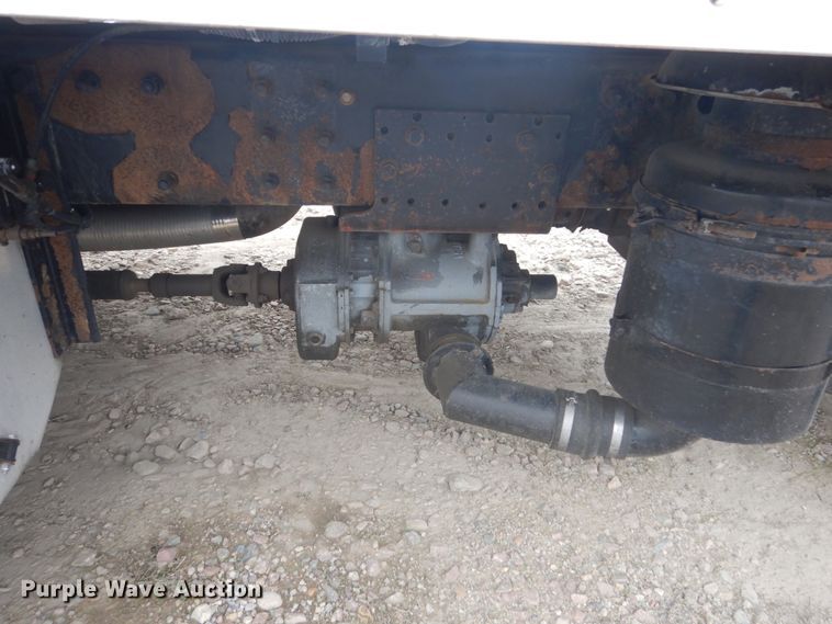 image for item HE9657 2002 Peterbilt 378  semi truck