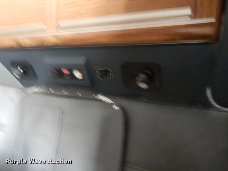 image for item HE9657 2002 Peterbilt 378  semi truck