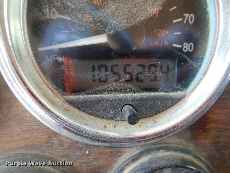 image for item HE9694 1999 Peterbilt 377A/E  semi truck