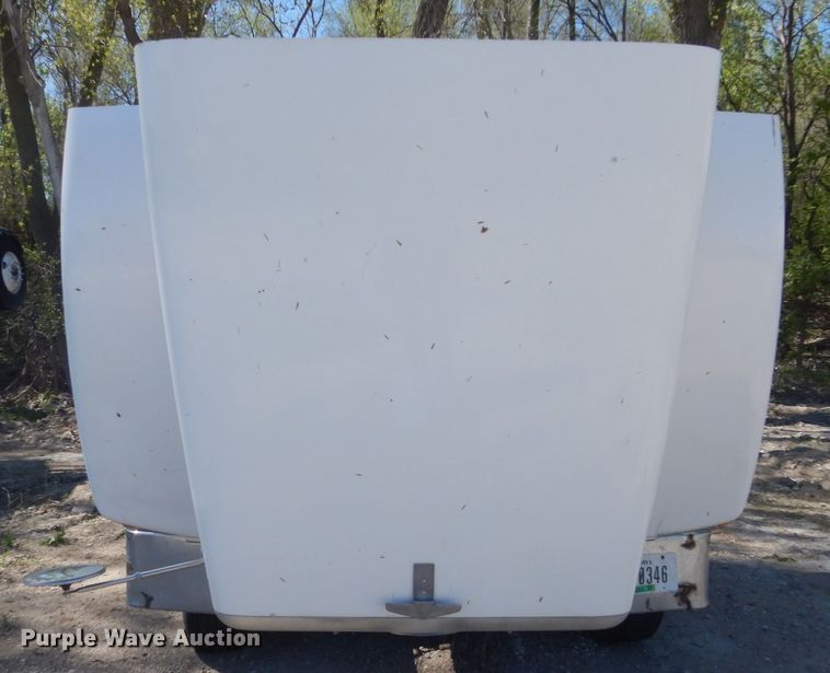 image for item HE9694 1999 Peterbilt 377A/E  semi truck