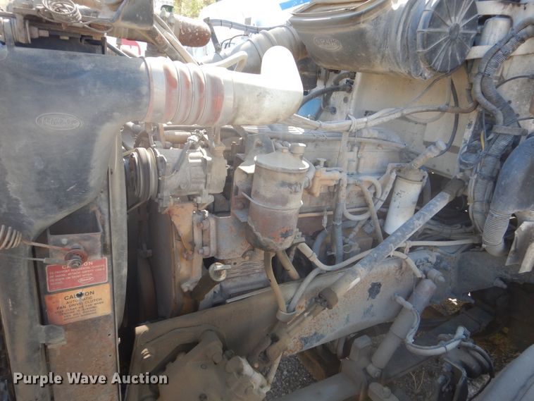 image for item HE9694 1999 Peterbilt 377A/E  semi truck