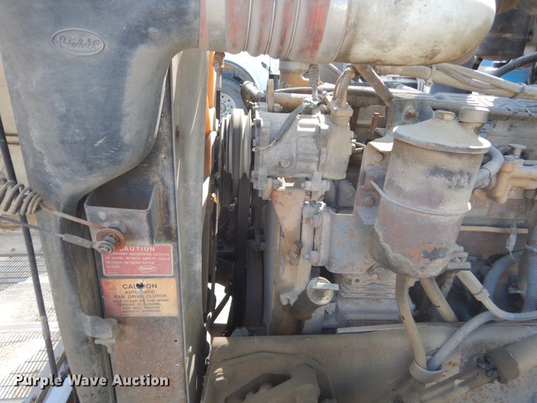 image for item HE9694 1999 Peterbilt 377A/E  semi truck