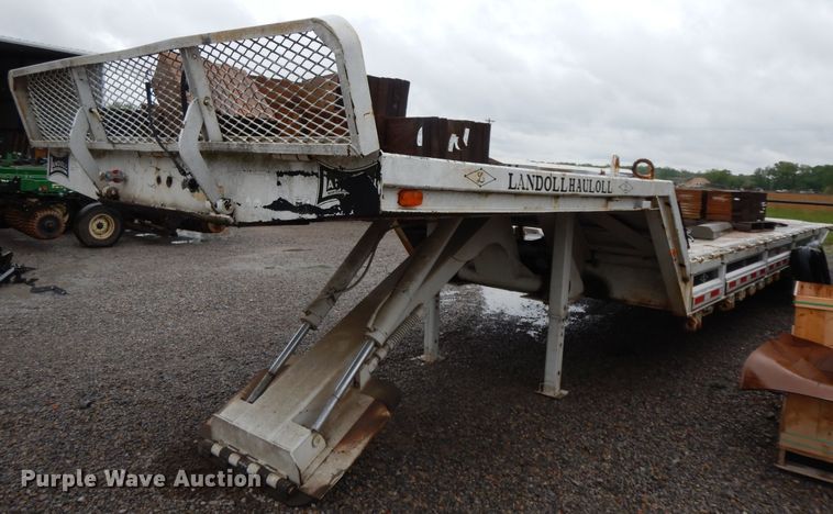 image for item HO9469 1979 Landoll Hauloll 316  drop deck equipment trailer