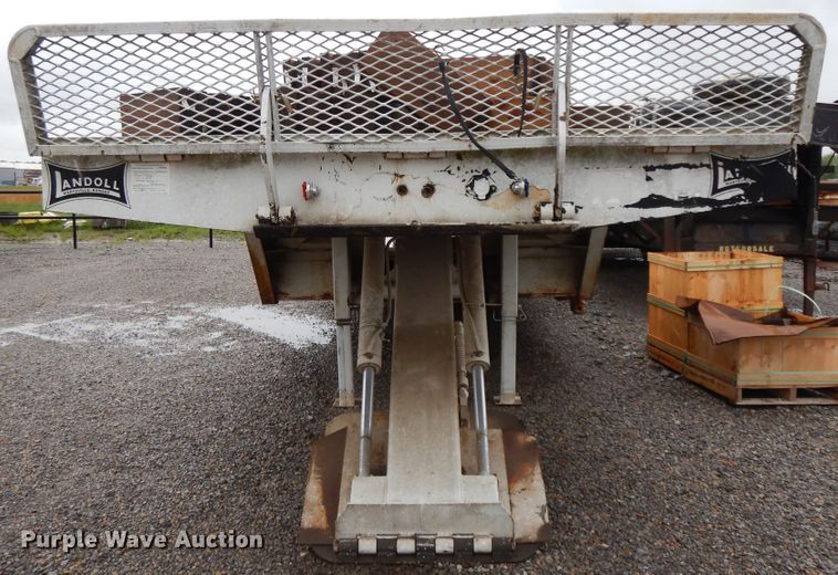 image for item HO9469 1979 Landoll Hauloll 316  drop deck equipment trailer