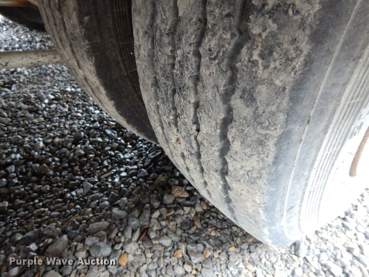 image for item HO9469 1979 Landoll Hauloll 316  drop deck equipment trailer