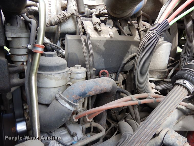 image for item HR9248 2006 Freightliner Business Class M2  Crew Cab truck cab and chassis