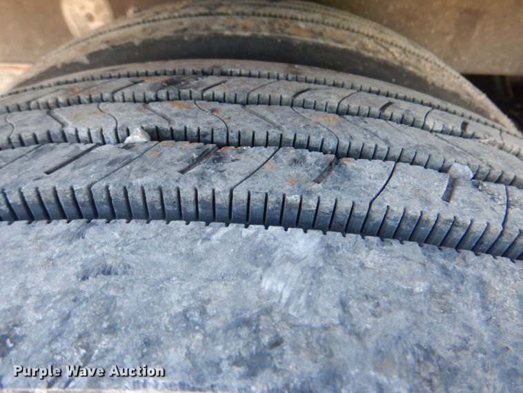 image for item HX9238 2010 Utility Trailer VS2RA  refrigerated dry van trailer