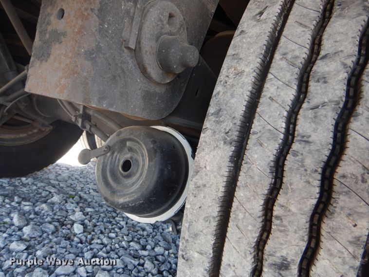 image for item HX9238 2010 Utility Trailer VS2RA  refrigerated dry van trailer