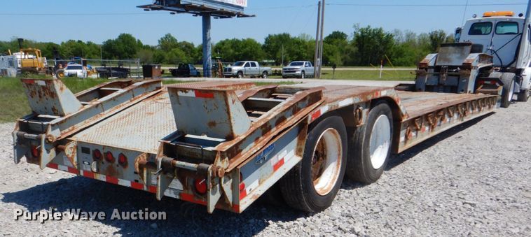 image for item HX9241 2004 Interstate Trailers 70SDGN  lowboy equipment trailer