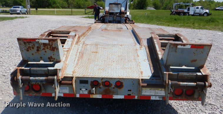 image for item HX9241 2004 Interstate Trailers 70SDGN  lowboy equipment trailer