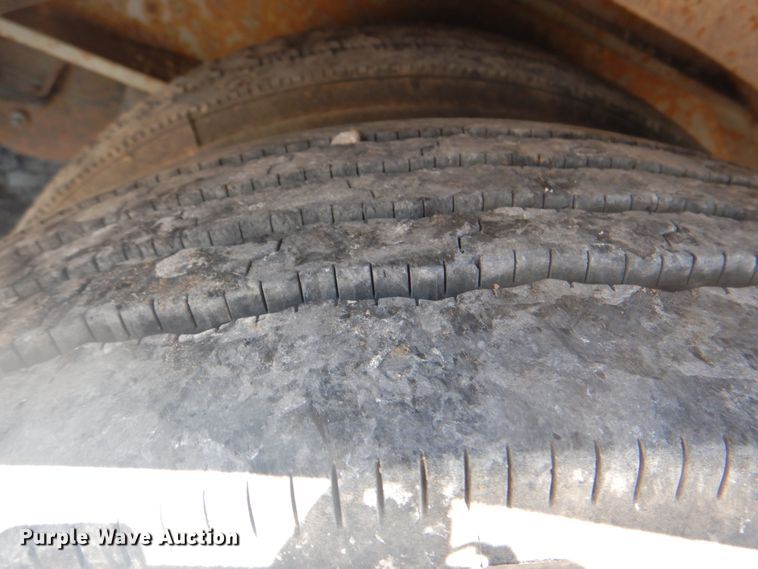 image for item HX9241 2004 Interstate Trailers 70SDGN  lowboy equipment trailer