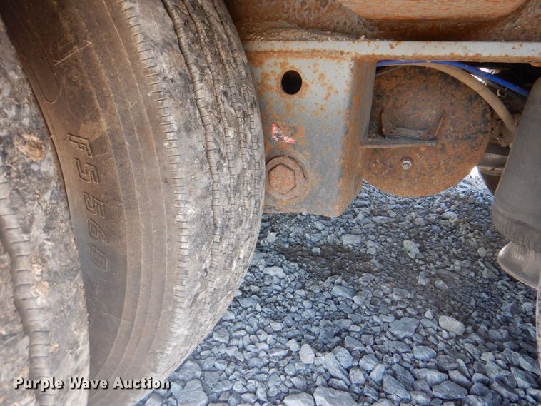 image for item HX9241 2004 Interstate Trailers 70SDGN  lowboy equipment trailer