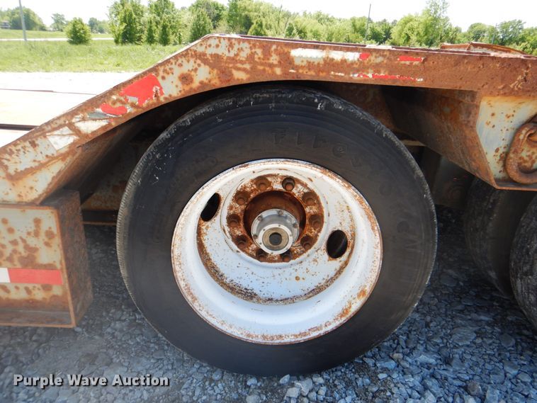 image for item HX9241 2004 Interstate Trailers 70SDGN  lowboy equipment trailer