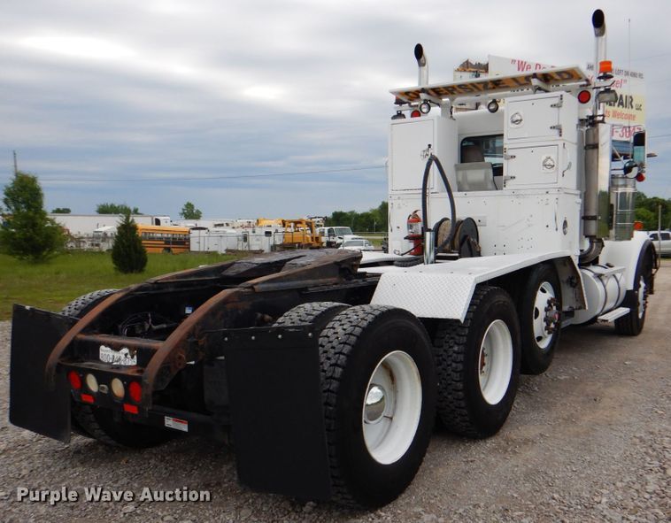 image for item HX9245 2006 Kenworth W900  semi truck