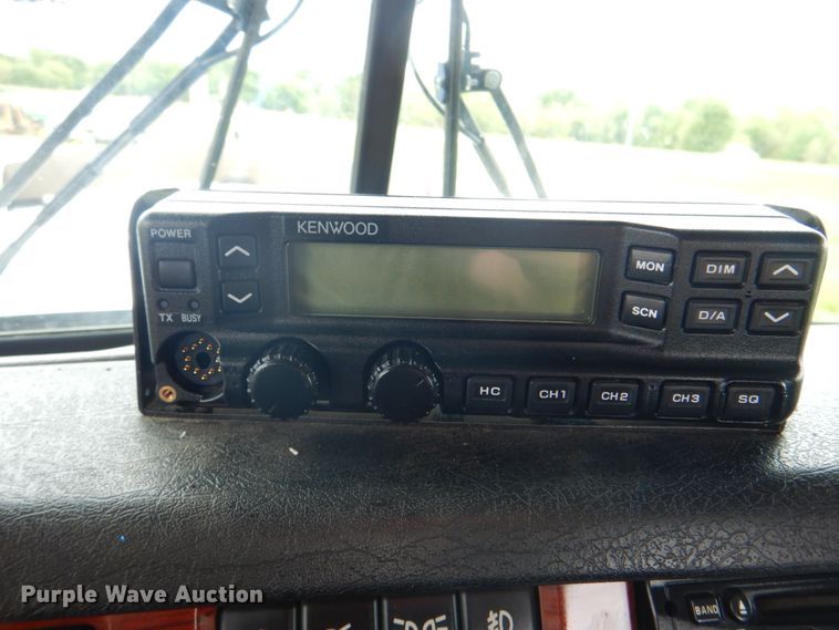 image for item HX9245 2006 Kenworth W900  semi truck