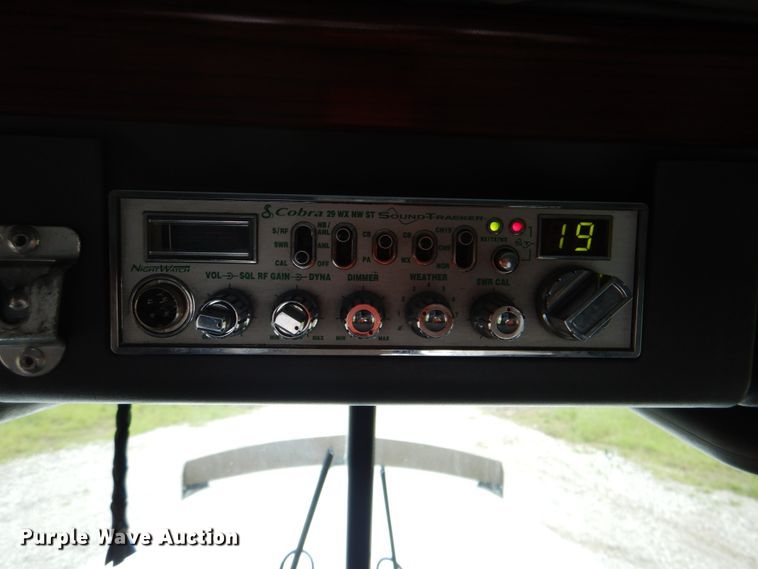 image for item HX9245 2006 Kenworth W900  semi truck