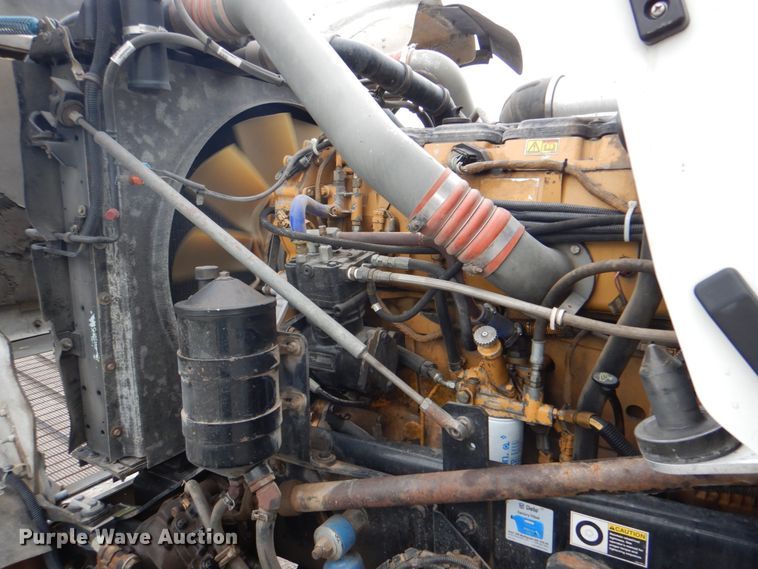 image for item HX9245 2006 Kenworth W900  semi truck