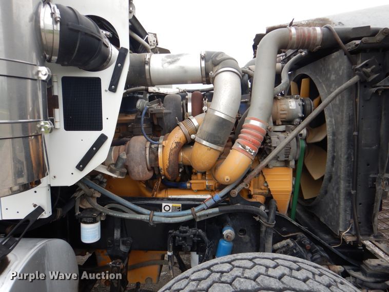 image for item HX9245 2006 Kenworth W900  semi truck