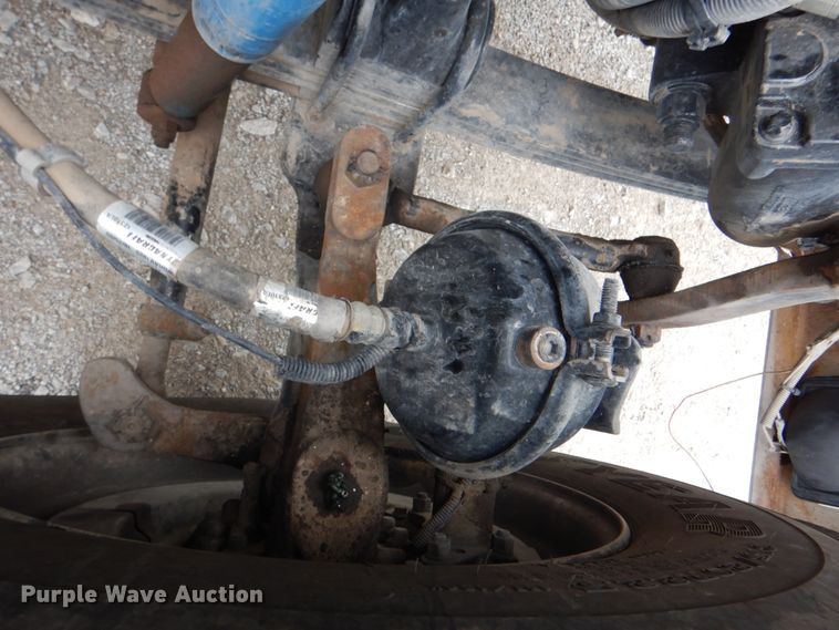 image for item HX9245 2006 Kenworth W900  semi truck