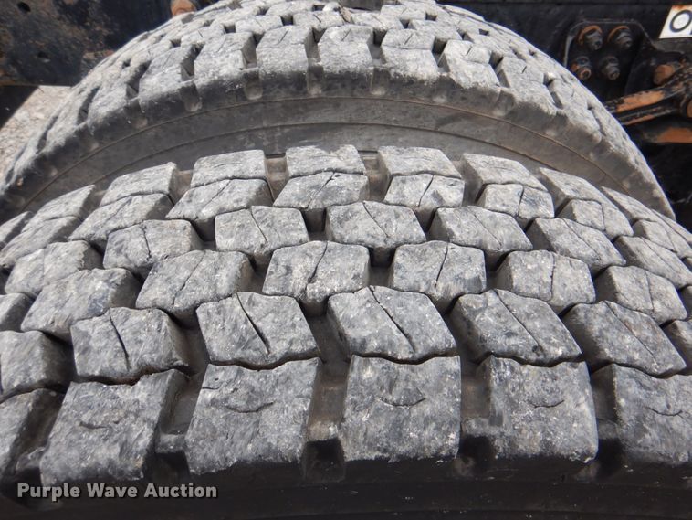 image for item HX9245 2006 Kenworth W900  semi truck