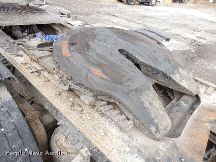 image for item HX9543 1999 Mack CH613  semi truck