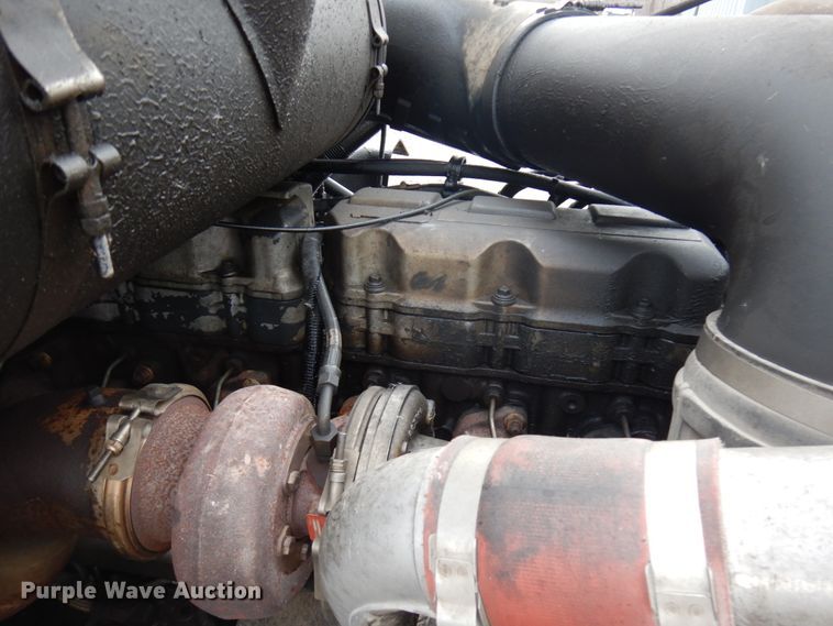 image for item HX9543 1999 Mack CH613  semi truck