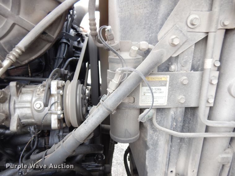 image for item HX9543 1999 Mack CH613  semi truck