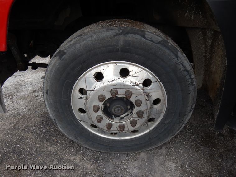 image for item HX9543 1999 Mack CH613  semi truck