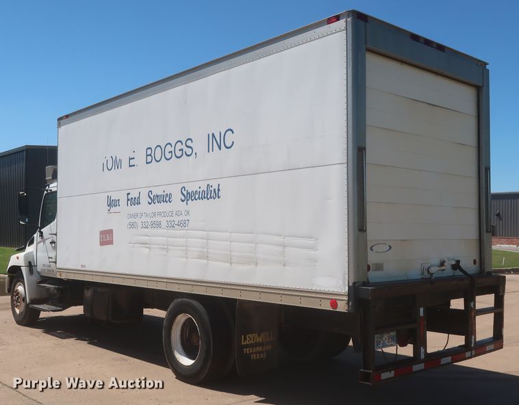 image for item IO9078 2005 Hino 268  refrigerated truck
