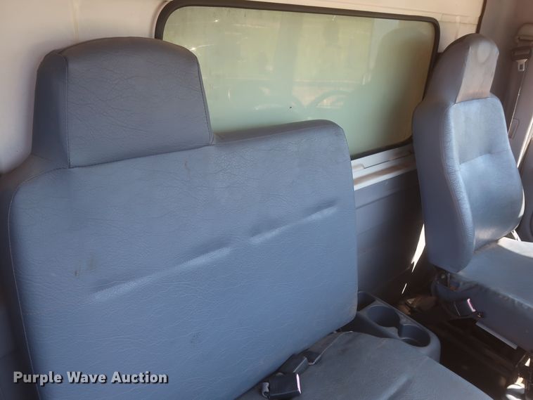 image for item IO9078 2005 Hino 268  refrigerated truck