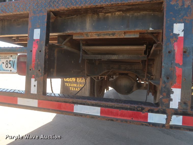 image for item IO9078 2005 Hino 268  refrigerated truck