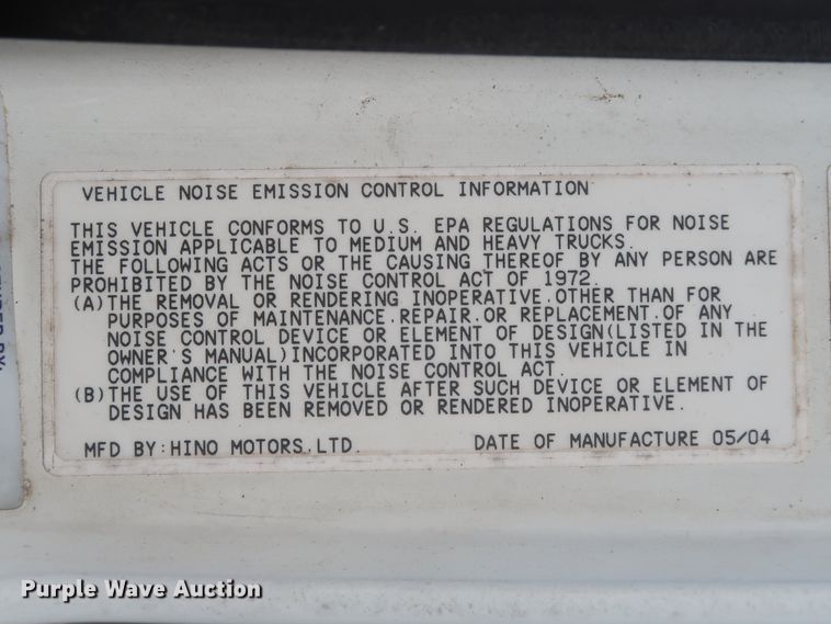 image for item IO9078 2005 Hino 268  refrigerated truck