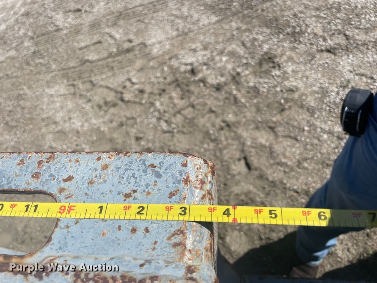 image for item IR9984 2008 Terex  drop deck equipment trailer